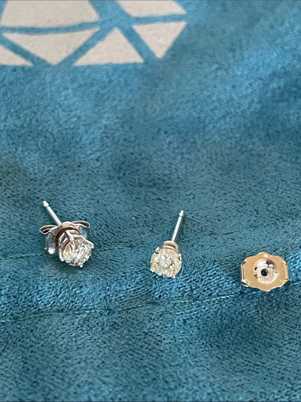 VINTAGE White Round Diamond Stud Silver Earrings